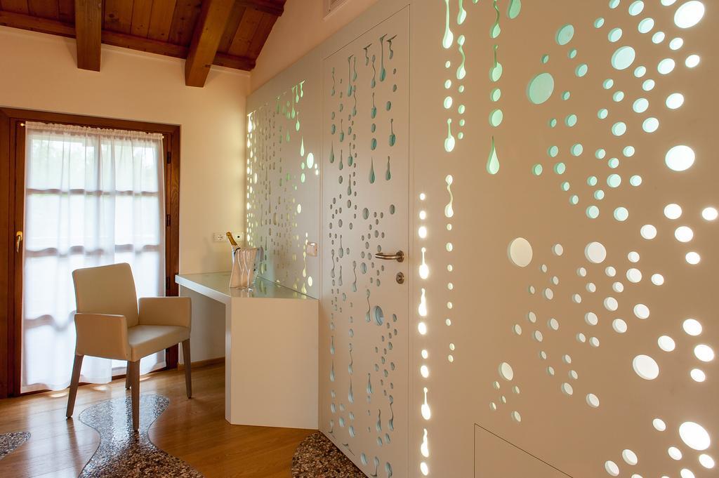 Elliot Osteria E Dormire In Collina Manzano 部屋 写真