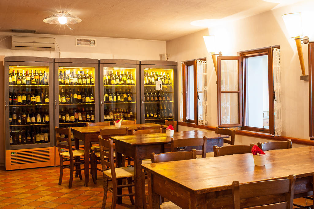Elliot Osteria E Dormire In Collina Manzano エクステリア 写真