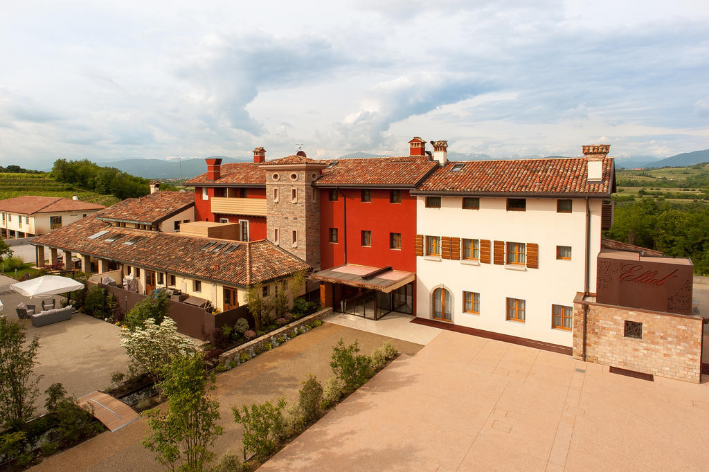 Elliot Osteria E Dormire In Collina Manzano エクステリア 写真