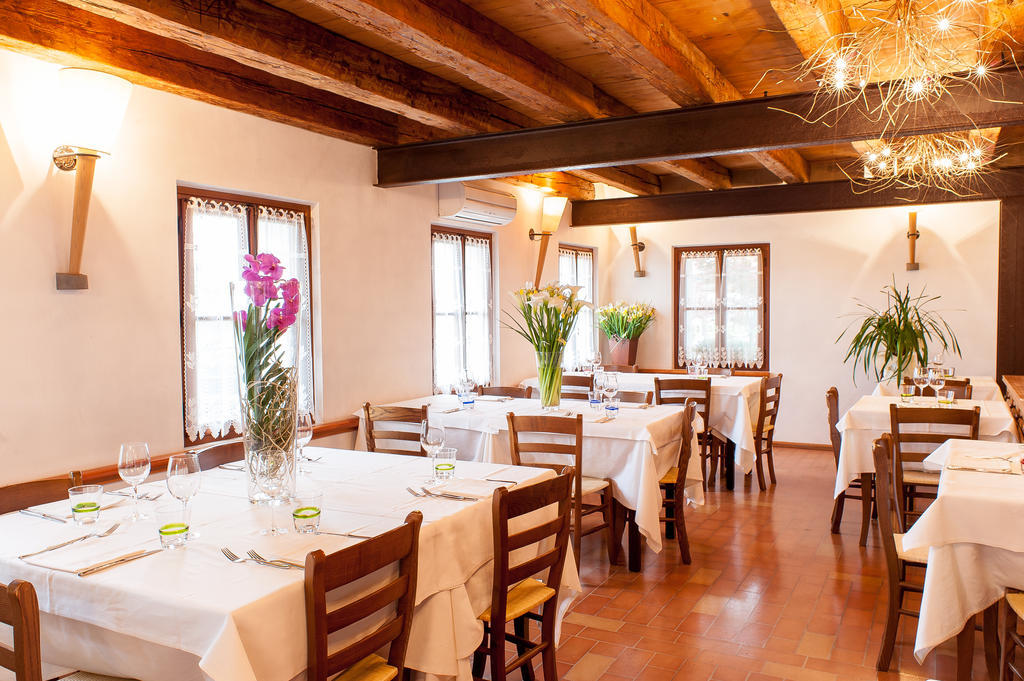 Elliot Osteria E Dormire In Collina Manzano エクステリア 写真