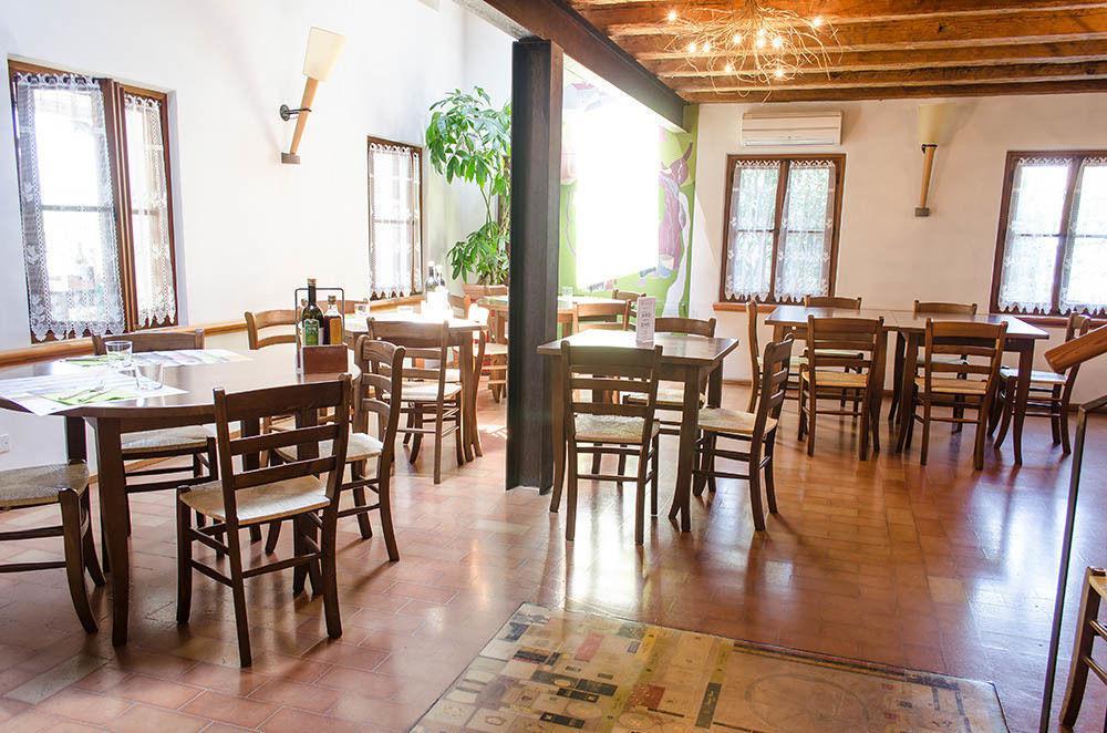 Elliot Osteria E Dormire In Collina Manzano エクステリア 写真